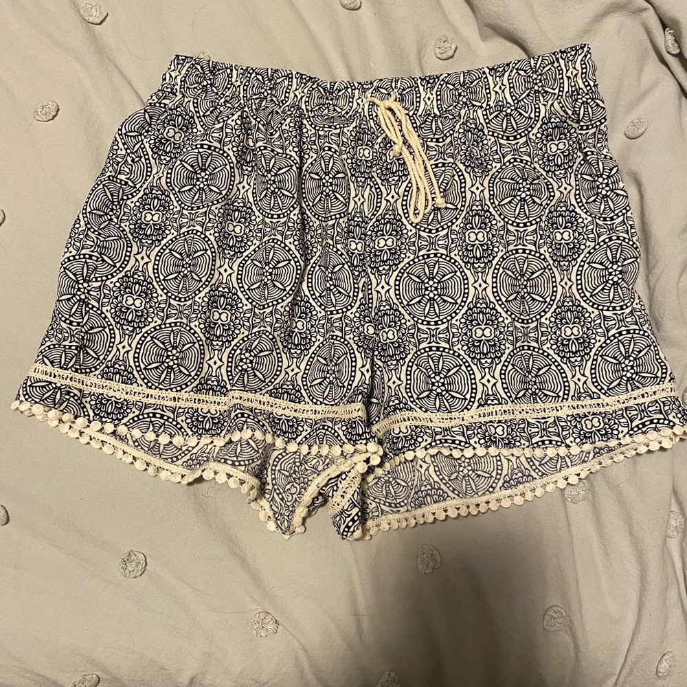 Loose fitted shorts